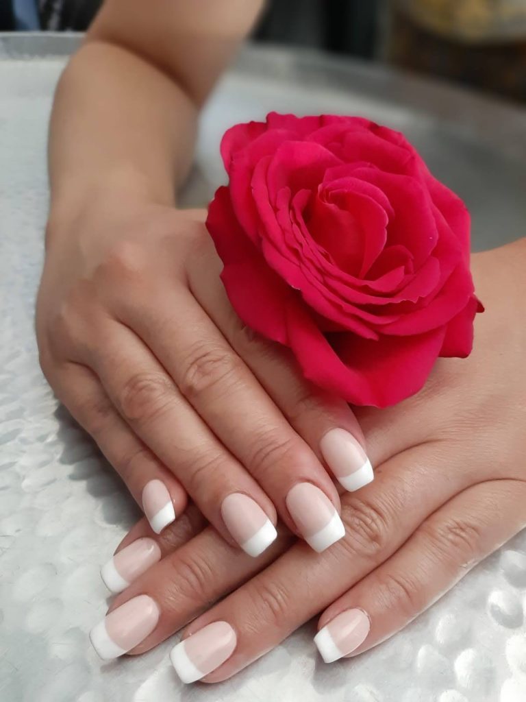 Absolute Beauty | Salon | Brackenfell | Skin | Hair | Nails | Beauty | Microblading | Facial | Plasma Pen | Waxing | Make Up | Spraytan | Highlights | Massage | Manicure | Pedicure | Aesthetics | Lashes | Eyelash extensions | Lemon Bottle