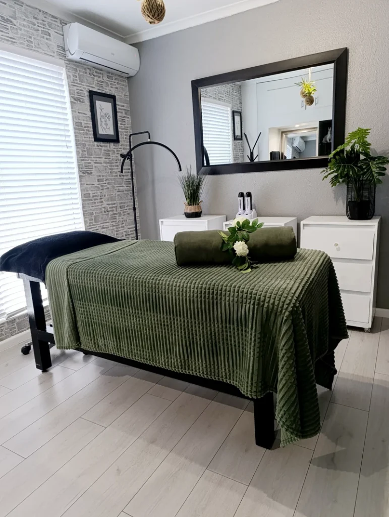 Modern lash and brow treatment room in Brackenfell at Absolute Beauty – perfect for brow waxing, lash extensions, and tinting.